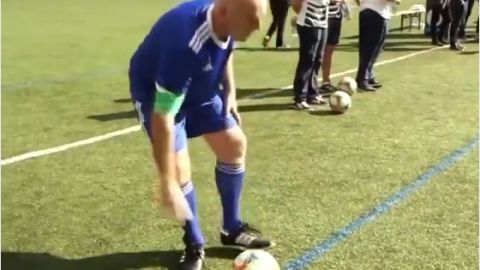 Gianni Infantino hizo el "oso" al cobrar un tiro de esquina