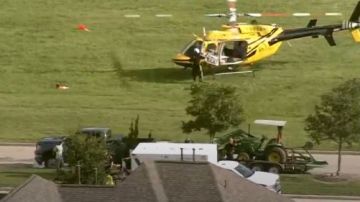 El adolescente fue impactado en la intersección de West Airport y Novar Gardens.