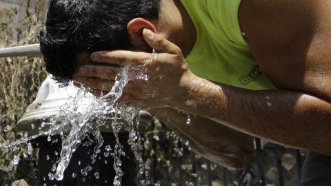Cualquier persona saludable puede sufrir de una enfermedad relacionada con el calor.