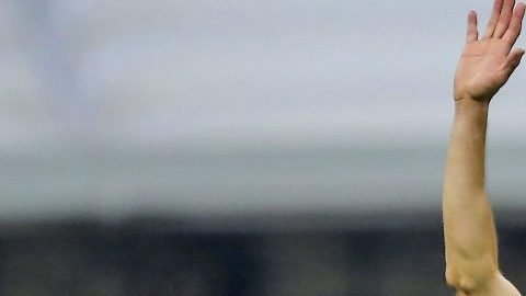 Oribe Peralta se va de las Águilas del América a las Chivas Rayadas de Guadalajara.