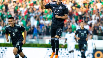 Uriel Antuna se despachó con un triplete en la goleada de México sobre Cuba