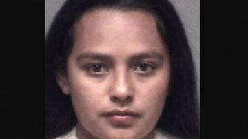 Dalia Jiménez, enfrenta cargos de felonía por haberle causado heridas a un menor.
