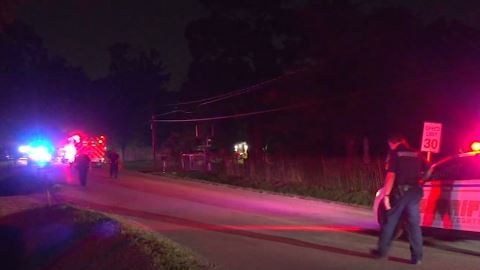 Las autoridades informaron que el tiroteo se realizó con un rifle de asalto.