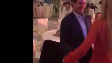 Enrique Peña Nieto baila con su novia Tania Ruiz.