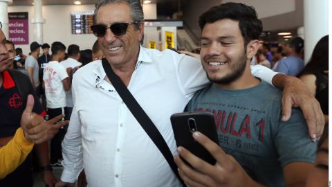 Tomás Boy y las Chivas llegaron a Cancún para la pretemporada