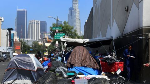 El número de personas en tiendas y refugios improvisados ​​ha ido en aumento en los últimos años.