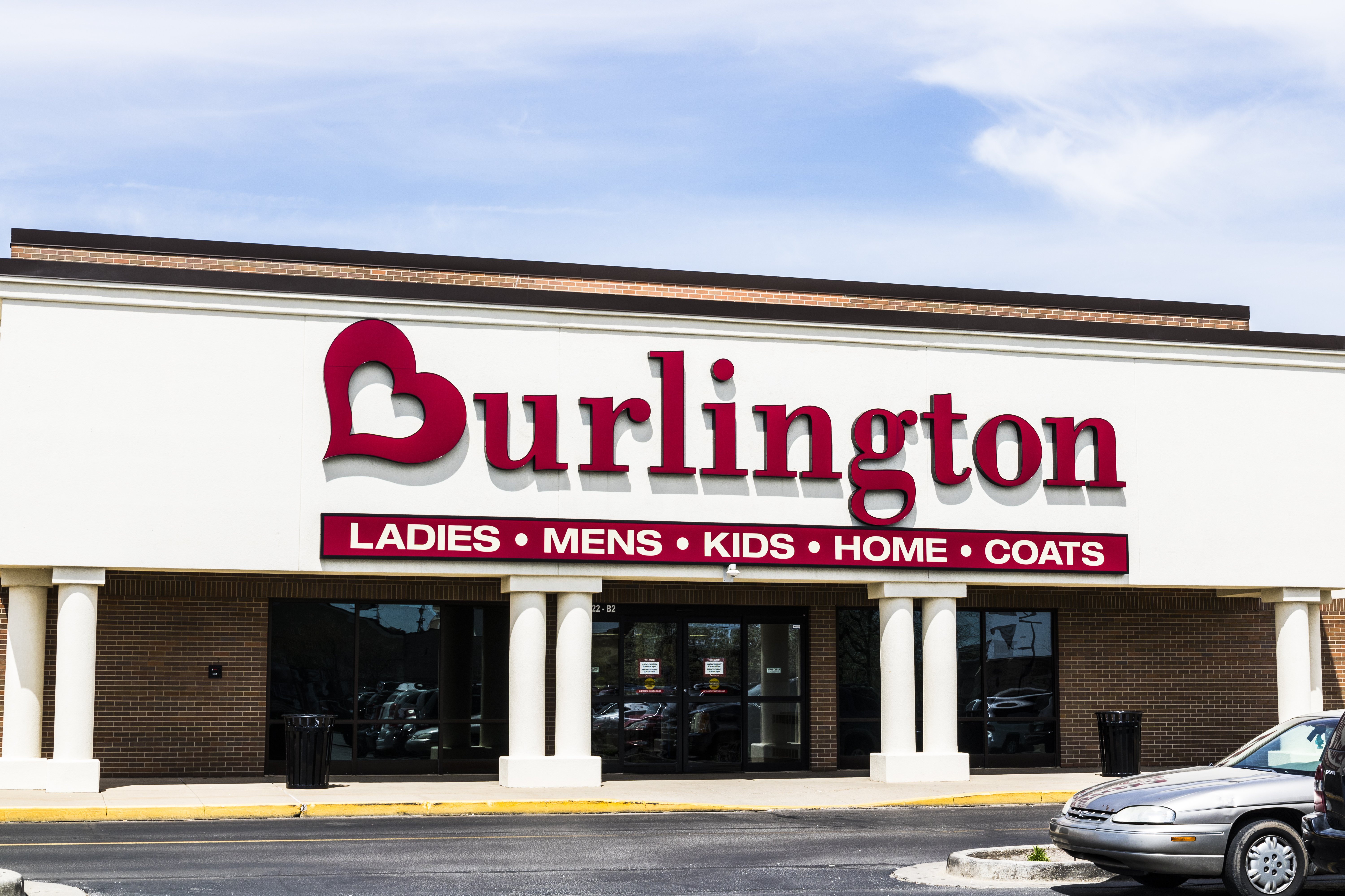 Cadena de descuento Burlington anuncia la apertura de 12 tiendas en agosto: ¿Dónde estarán ubicadas?