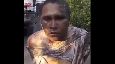 VIDEO: Los Zetas interrogan despiadadamente a supuesto integrante del Cártel del Golfo