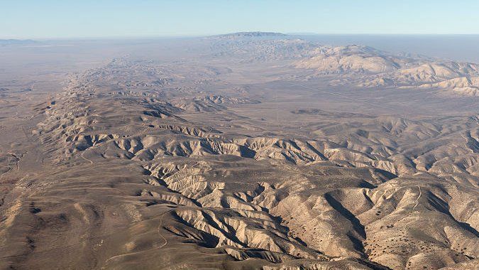 La falla de San Andrés atraviesa California y se extiende a lo largo de 1.300 kilómetros.
