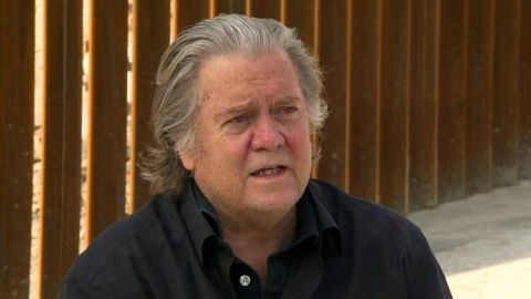 108134141_bannon