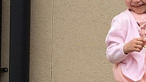 Lara Nixon fue al baile de graduación de su hermana como si fuera el suyo propio.