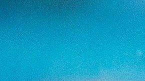 Fue acusado por una joven de 18 años a quien presuntamente acosó en un club