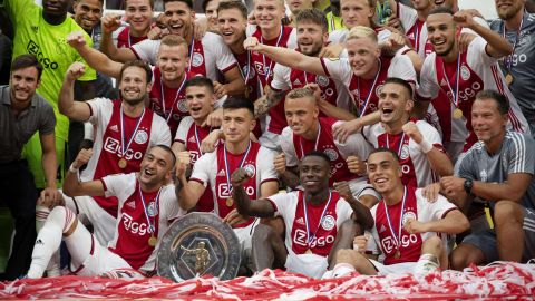 Ajax, sin Edson Álvarez, le ganó la Supercopa de Holanda al PSV.