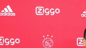 El mexicano fichó por el Ajax por las siguientes temporadas.