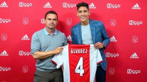 El mexicano fichó por el Ajax por las siguientes temporadas.