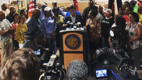 Comunidad afroamericana ofrecen santuario a inmigrantes indocumentados  en sus iglesias.