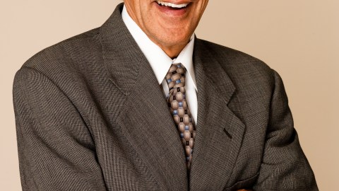 El Dr. Frank Meza hizo la diferencia en la salud para cientos de miles de personas latinas en California. (suministrada)