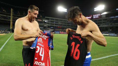 Herrera y Oribe protagonizaron el encuentro “más hermoso” del futbol.