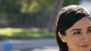 Martha Higareda y Barbara Crampton en "Culture shock"