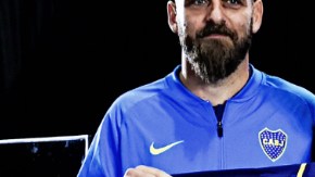 De Rossi ya fue presentado con Boca en La Bombonera con la afición Xeneize.