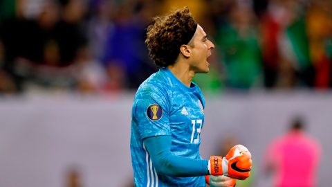 Ochoa celebra el pase de México a Semifinales.