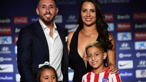 Dan cálida bienvenida a Héctor Herrera en el Wanda Metropolitano.