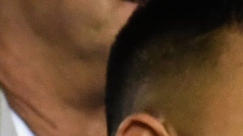 Martino fue quien levantó la Copa Oro a petición de Ochoa y Guardado.