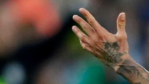 Dani Alves consiguió su trofeo número 40 en su carrera.