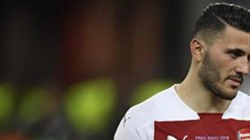 El bosnio frustró el intento de asalto a su compañero.