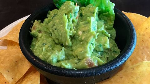 La mejor manera de celebrar el Día del Aguacate es comiendo guacamole, y sobre todo si éste es gratis.