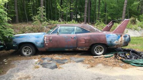 El Plymouth Superbird fue construido específicamente para competir en NASCAR