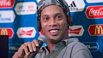 Ex novia acusa a Ronaldinho de violencia doméstica.