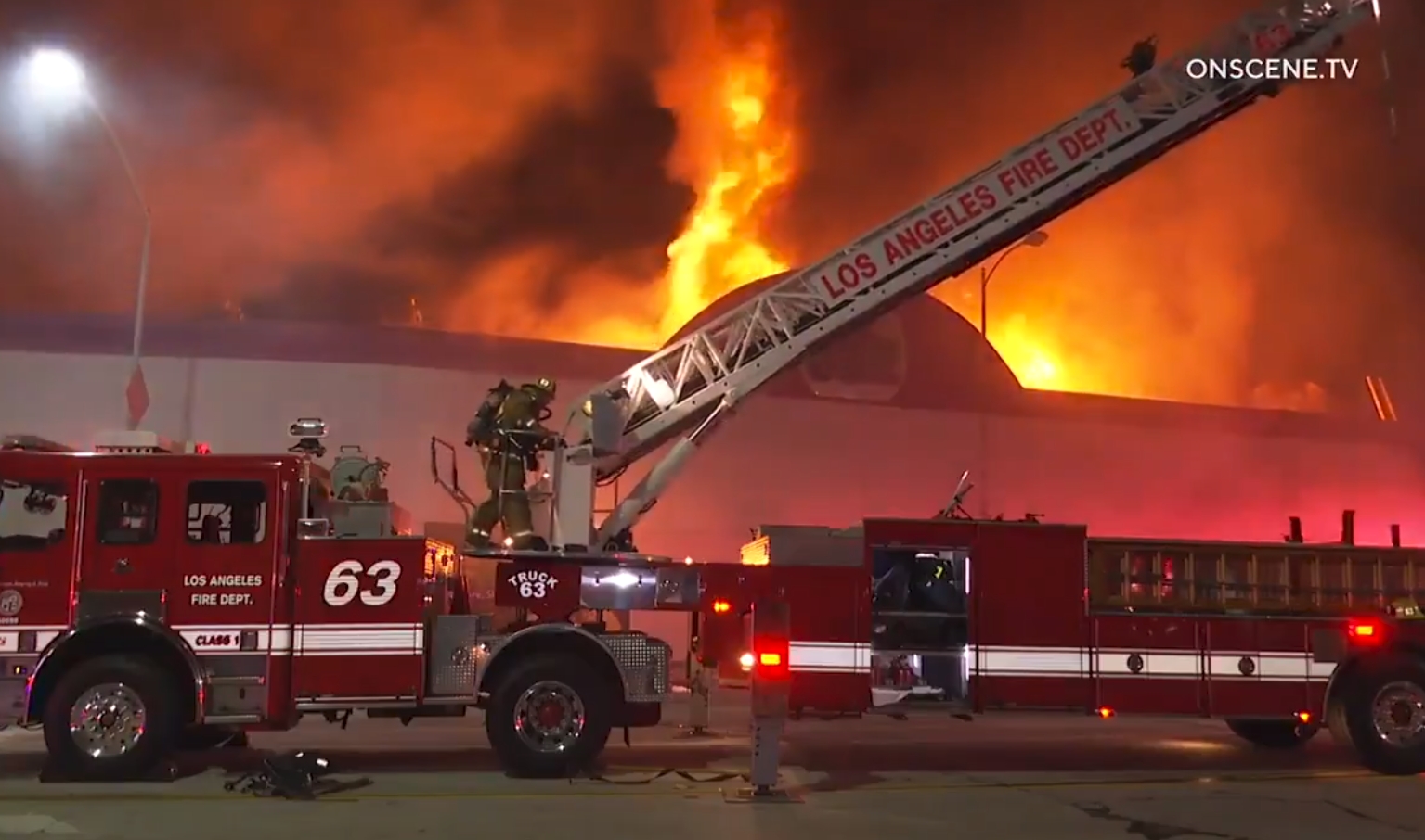 Incendio en tienda 99 Cents de Culver City | La Opinión