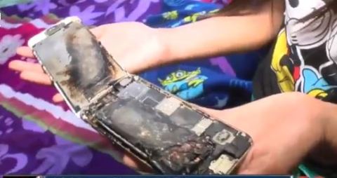 Así quedó el teléfono tras la explosión.