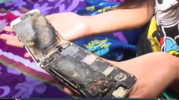 Así quedó el teléfono tras la explosión.