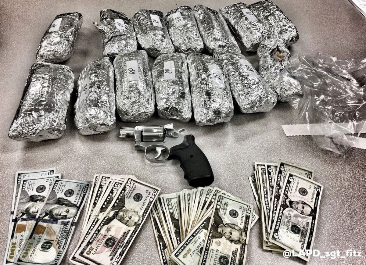 Foto publicada por el LAPD en Febrero del 2018 con los supuestos "burritos de metanfetaminas".