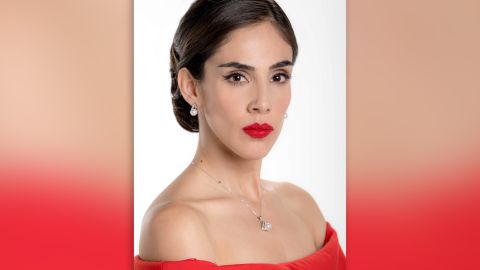 Sandra Echeverría es "La Usurpadora"