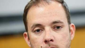 La renuncia de Llerandi es efectiva el 31 de julio.