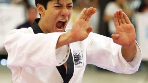 Marco Arroyo quedó en tercer lugar en Poomsae tradicional varonil.
