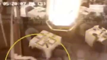 Escena del ataque contra dos israelíes en el centro comercial Artz Pedregal.