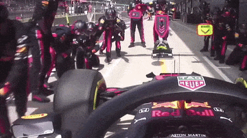 El equipo de Pierre Gasly cambió las cuatro llantas en 1.91 segundos