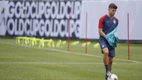 Christian Pulisic, de los Estados Unios, durante una sesión de entrenamiento en la Copa Oro.