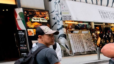 Casi una tercera parte de los repartidores no se resiste a probar un poco de la comida de los clientes.