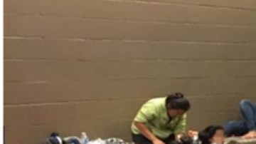 Fotos tomadas por auditores del gobierno en centros de detención de ICE.