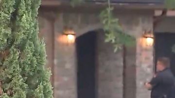 Según testigos en la residencia el hombre baleado fue invitado a la casa para la fiesta no ingresó a la fuerza.