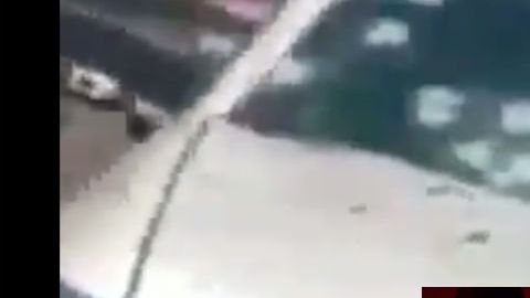 VIDEO: Matan de 100 balazos a cantante de narcocorrido; así quedó su troca