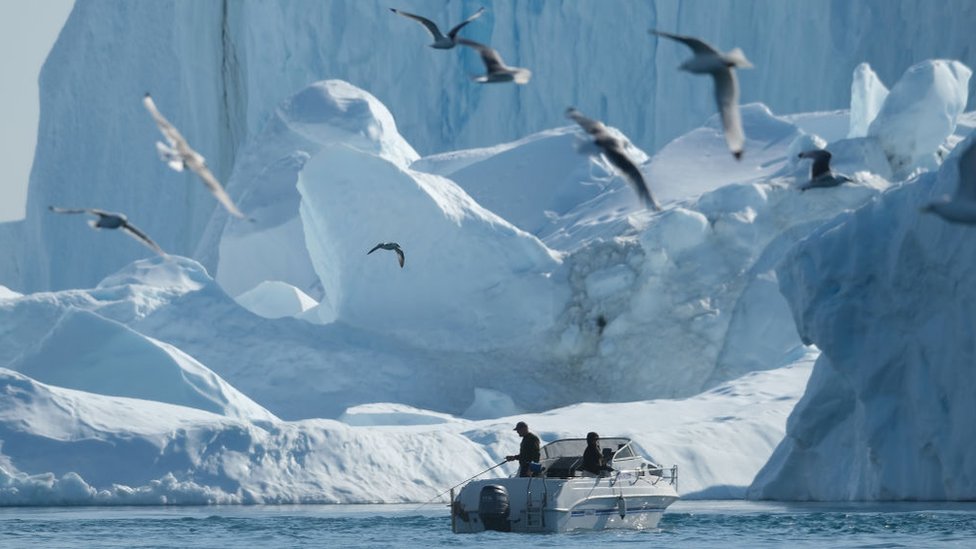 Los veranos se han hecho más largos en Groenlandia debido al cambio climático.