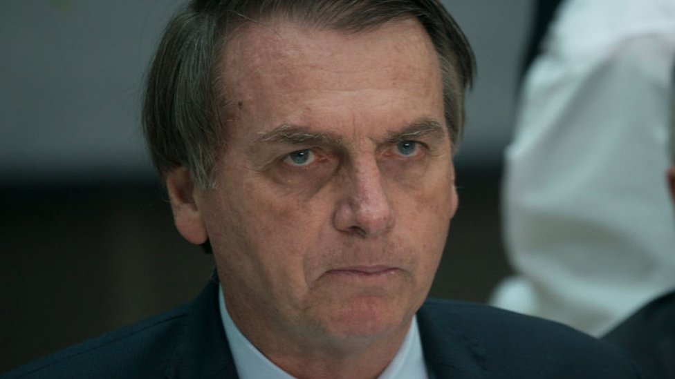 Bolsonaro ordenó enviar al ejército a las zonas afectadas por los fuegos.