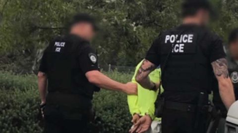 El periodista cubano está detenido en las instalaciones de ICE en Adelanto (California.