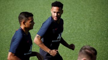Todo parece indicar que Neymar se quedará en el Paris Saint Germain.